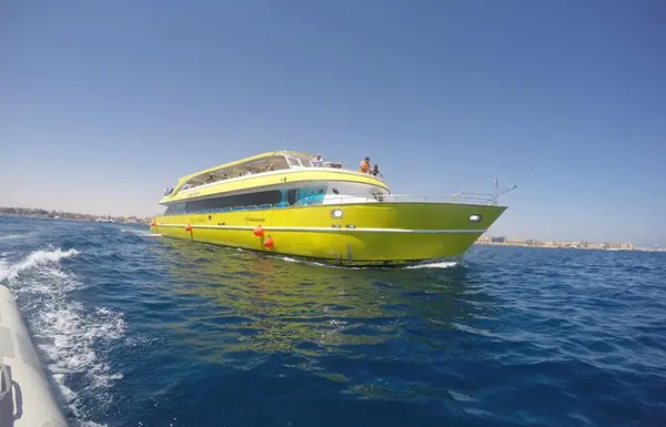 Happy Dolphin Semi Submarine